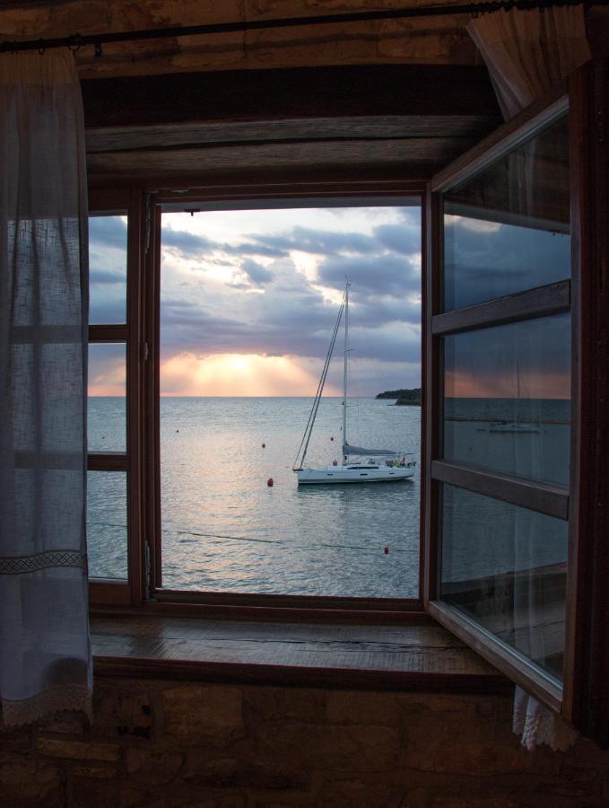 City Center Coastal Escape - Apartments With Sea View Or Cozy Room Novigrad Istria Eksteriør billede