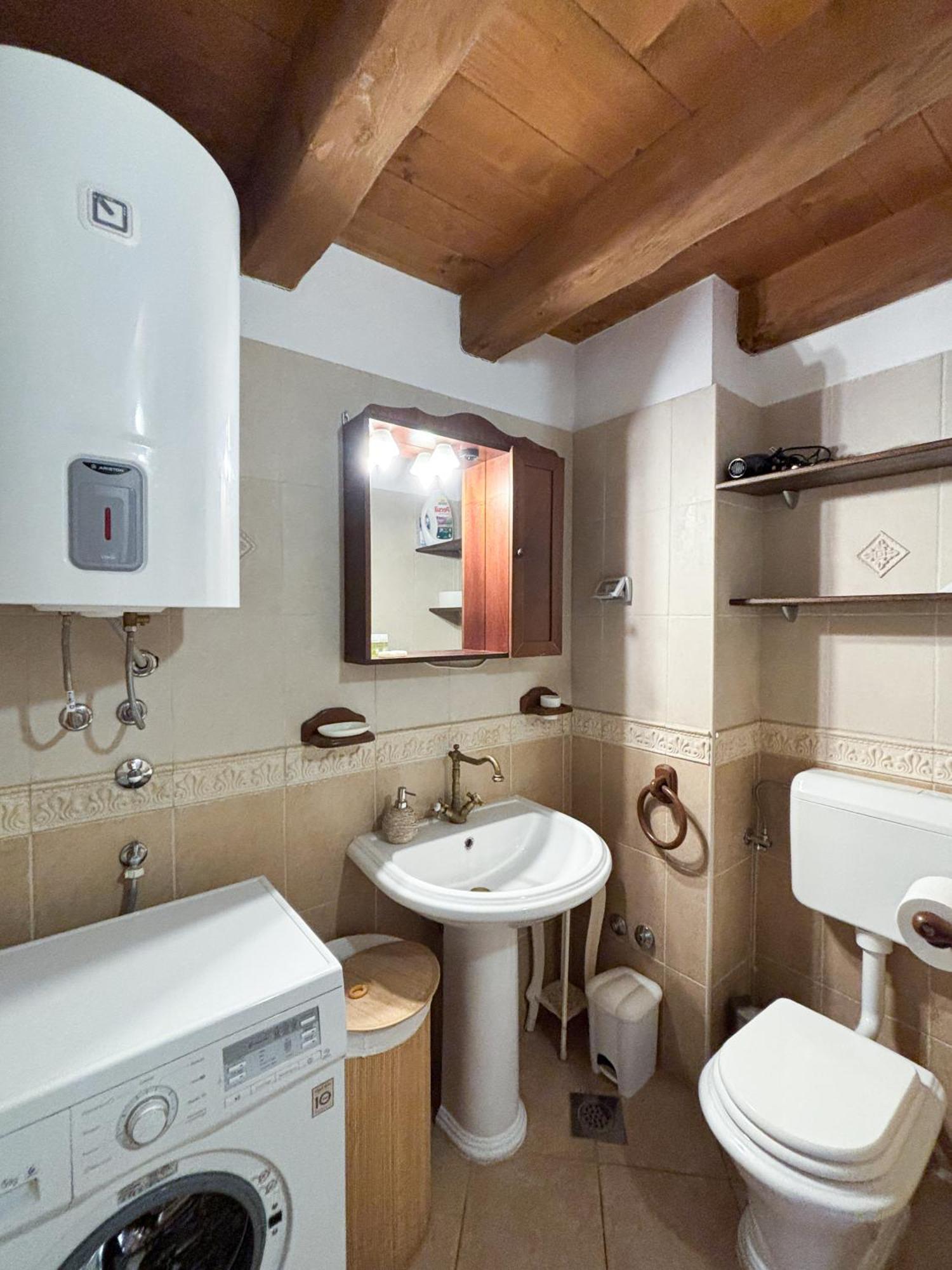 City Center Coastal Escape - Apartments With Sea View Or Cozy Room Novigrad Istria Eksteriør billede
