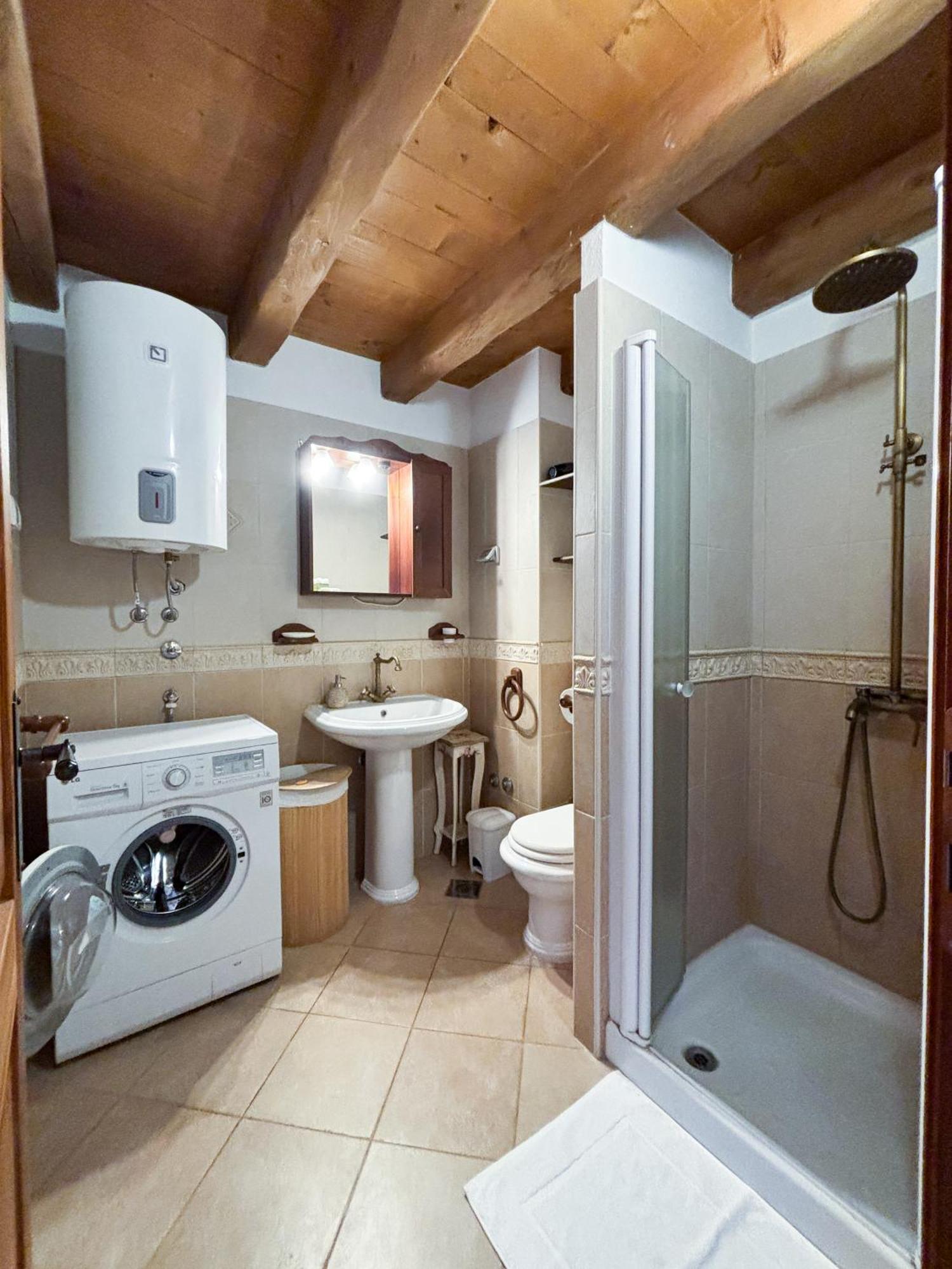 City Center Coastal Escape - Apartments With Sea View Or Cozy Room Novigrad Istria Eksteriør billede
