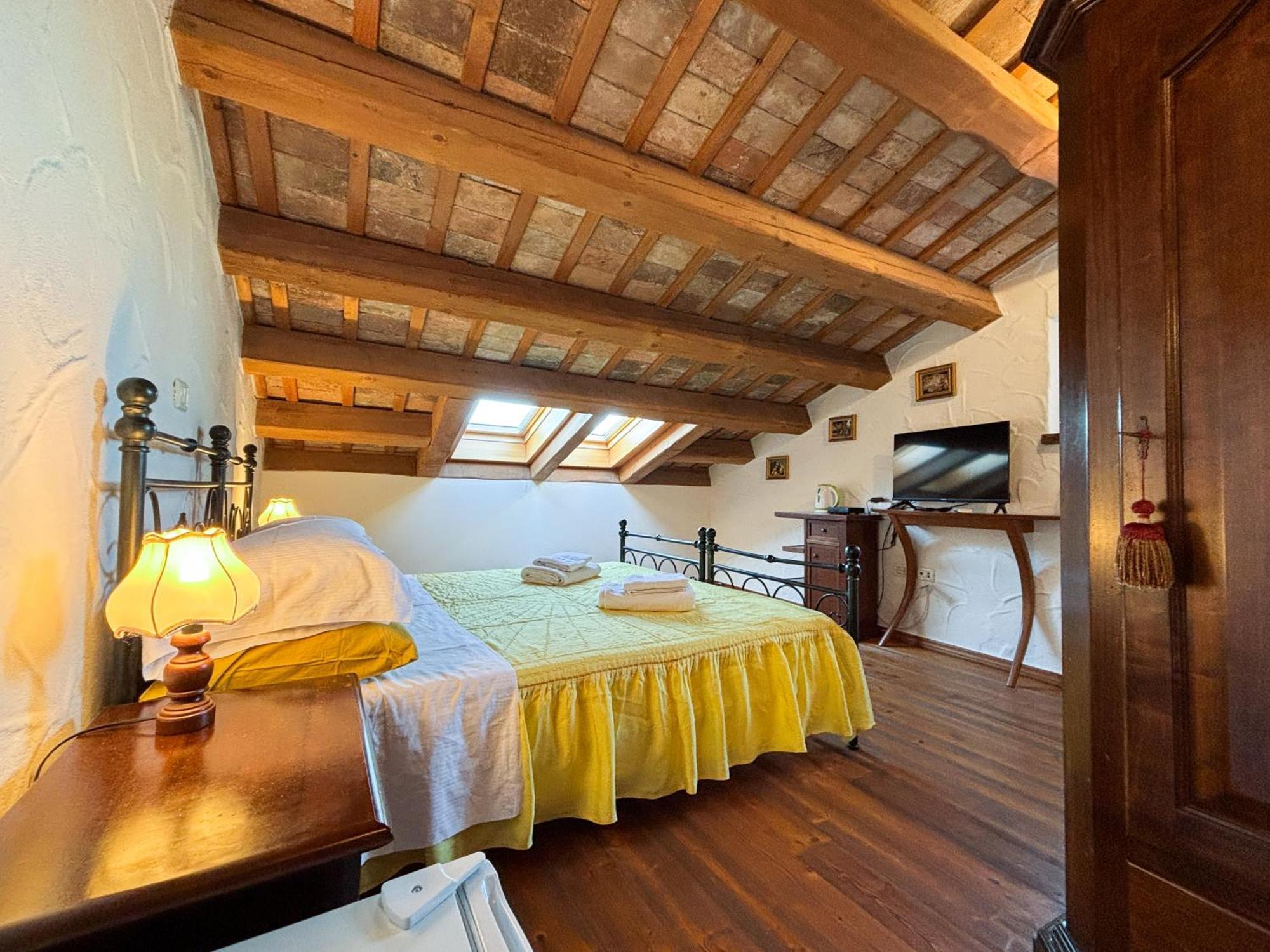 City Center Coastal Escape - Apartments With Sea View Or Cozy Room Novigrad Istria Eksteriør billede