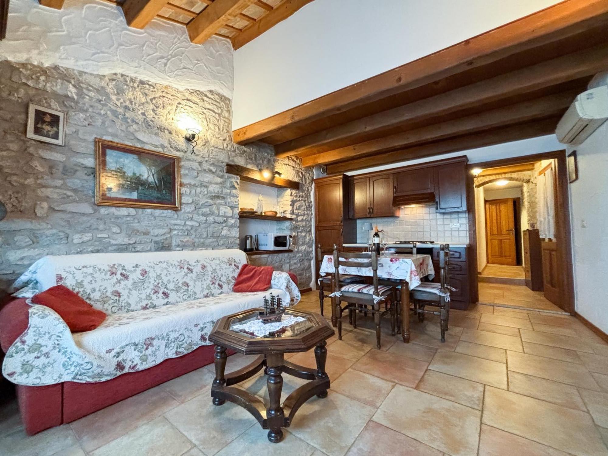 City Center Coastal Escape - Apartments With Sea View Or Cozy Room Novigrad Istria Eksteriør billede