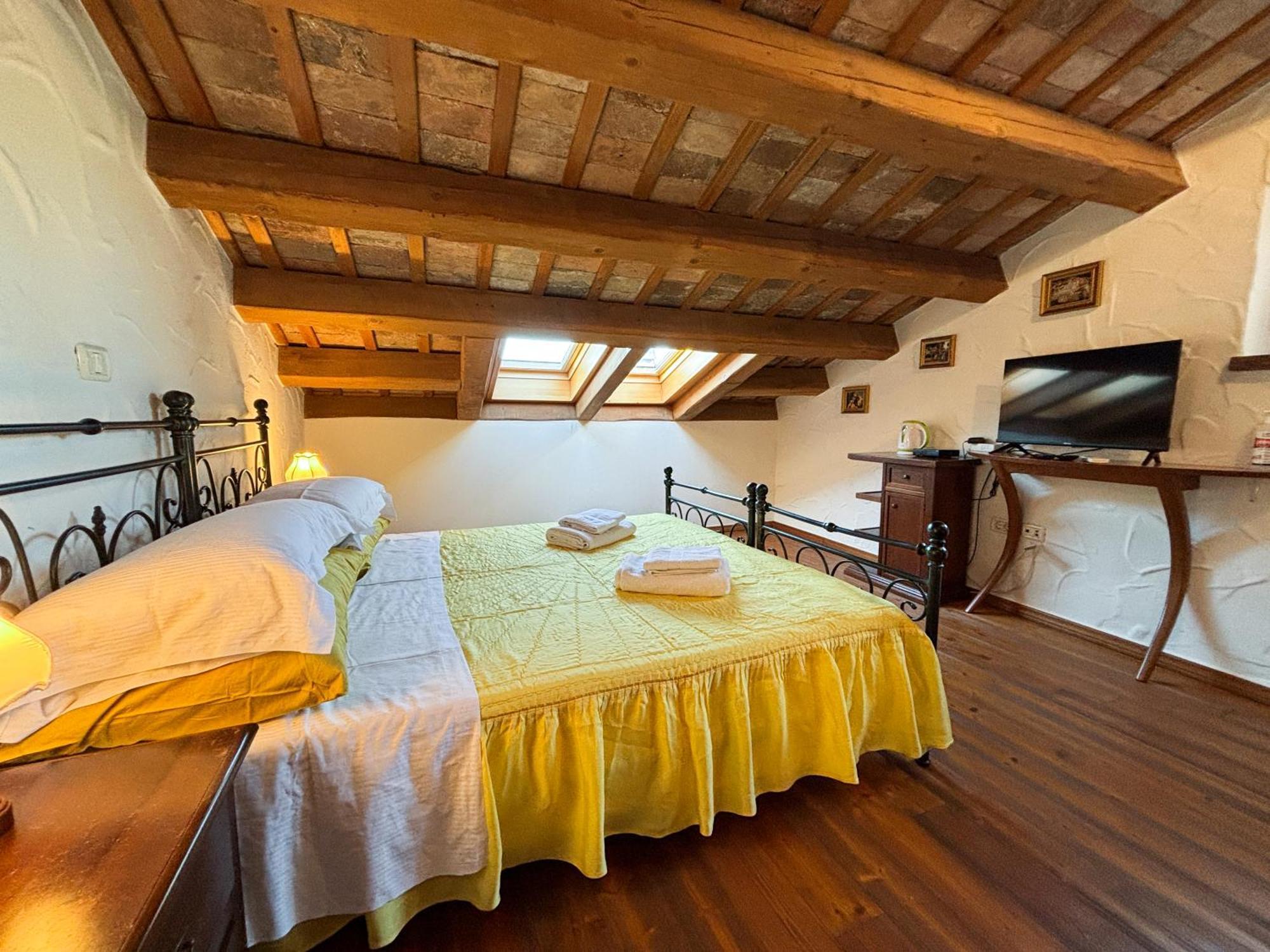 City Center Coastal Escape - Apartments With Sea View Or Cozy Room Novigrad Istria Eksteriør billede